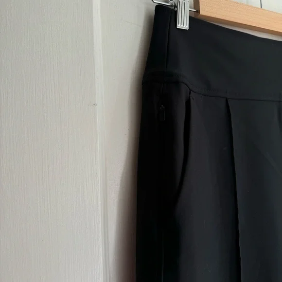 Athleta Stellar Wide Crop - Picture 8 of 9